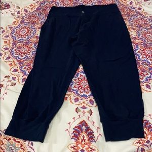 LIKE NEW Lululemon Align Jogger Capris Navy